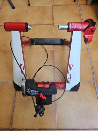 Rodillo Elite: 5 velocidades. Sólo recogida