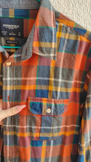 Camisa de cuadros de hombre en tonos anaranjados y