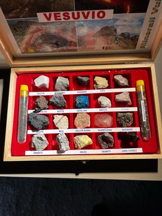 Minerali Vesuvio: Collezione Rocce Vulcaniche