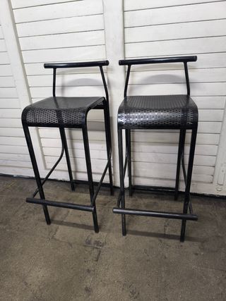 Taburetes altos. metálicos vintage.