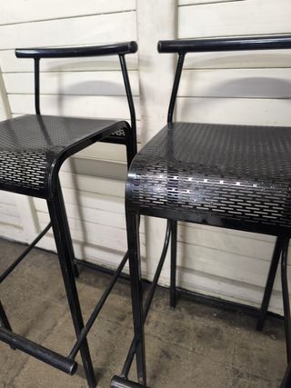 Taburetes altos. metálicos vintage.