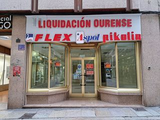 Local comercial en alquiler en Centro en Ourense