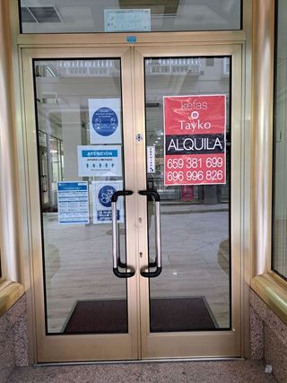 Local comercial en alquiler en Centro en Ourense