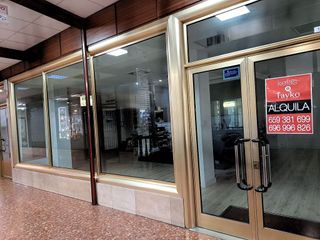 Local comercial en alquiler en Centro en Ourense