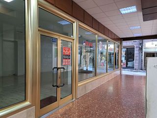 Local comercial en alquiler en Centro en Ourense