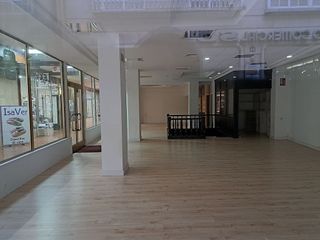 Local comercial en alquiler en Centro en Ourense