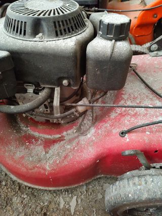 Cortacésped gasolina antiguo