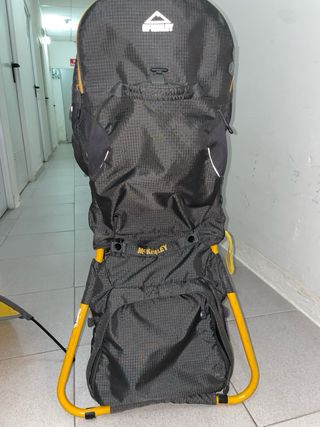 Mochila trekking portabebes McKinley