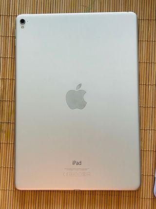 iPad Pro 9.7" 128GB - Blanco en perfecto estado
