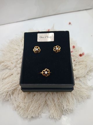 Conjunto de comunión en Oro 18k.