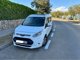 Ford Grand Tourneo Connec 2017