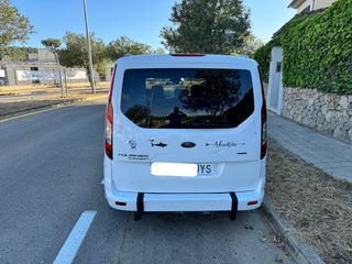 Ford Grand Tourneo Connec 2017