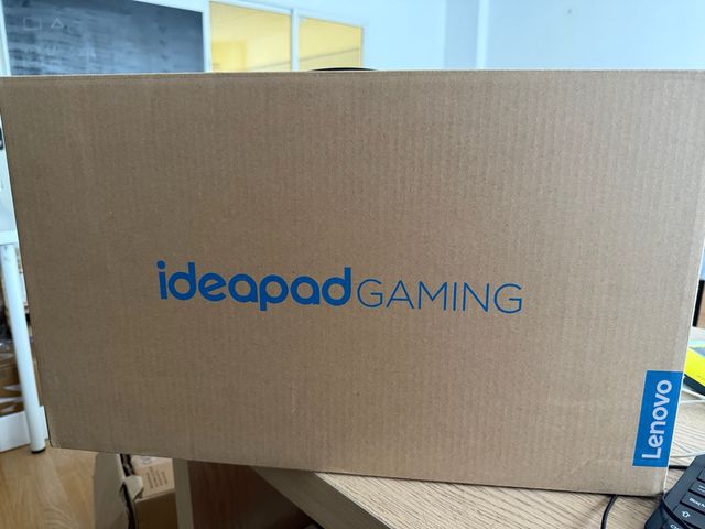 Lenovo IdeaPad Gaming 3 15IHU6
