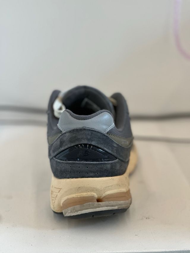 New Balance 2002R - Gris Beige - 42