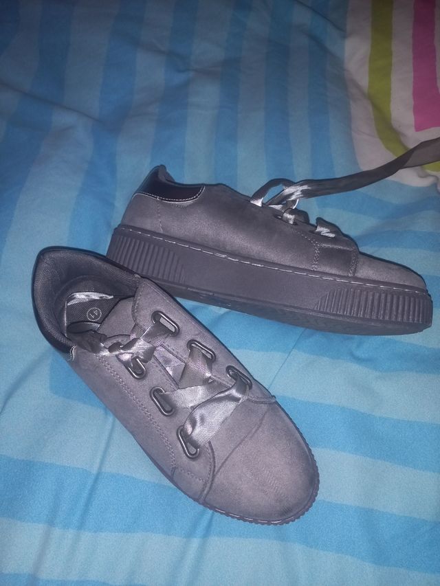 Zapatillas grises talla 41