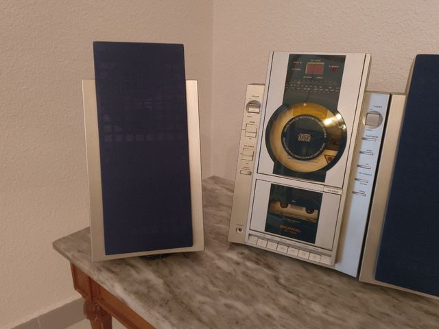 Radio CD y cassette