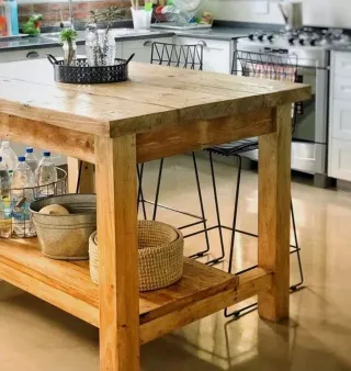 Isla cocina mesa alta rústica madera