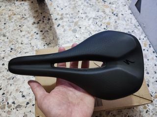 Sillín Specialized Phenom 143mm