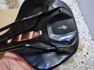 Sillín Specialized Phenom 143mm
