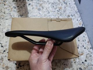 Sillín Specialized Phenom 143mm