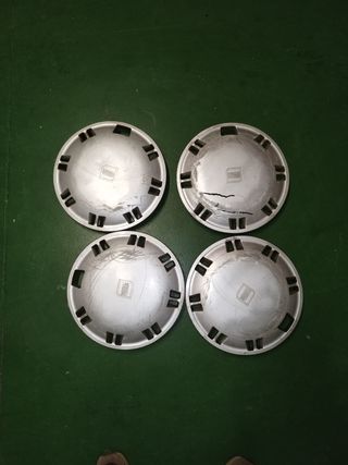 Tapacubos SEAT PANDA o MARBELLA