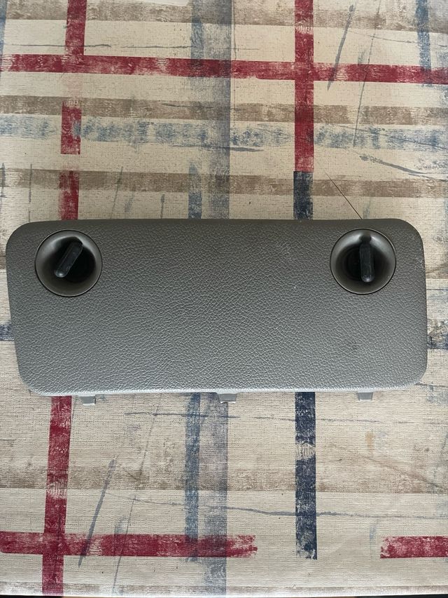 Tapa fusibles caja portafusibles de Kangoo