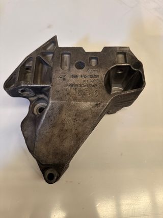 SOPORTE DE MONTAJE DEL MOTOR A3 TT TTS EOS GOLF R