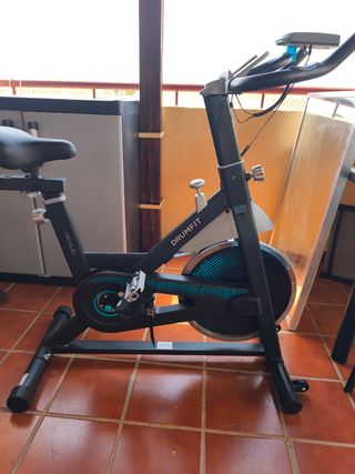 Bicicleta indoor estática cecotec.