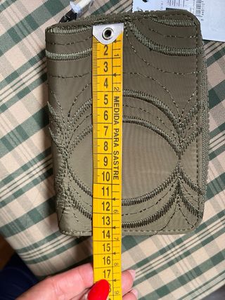 Monedero Desigual verde oliva