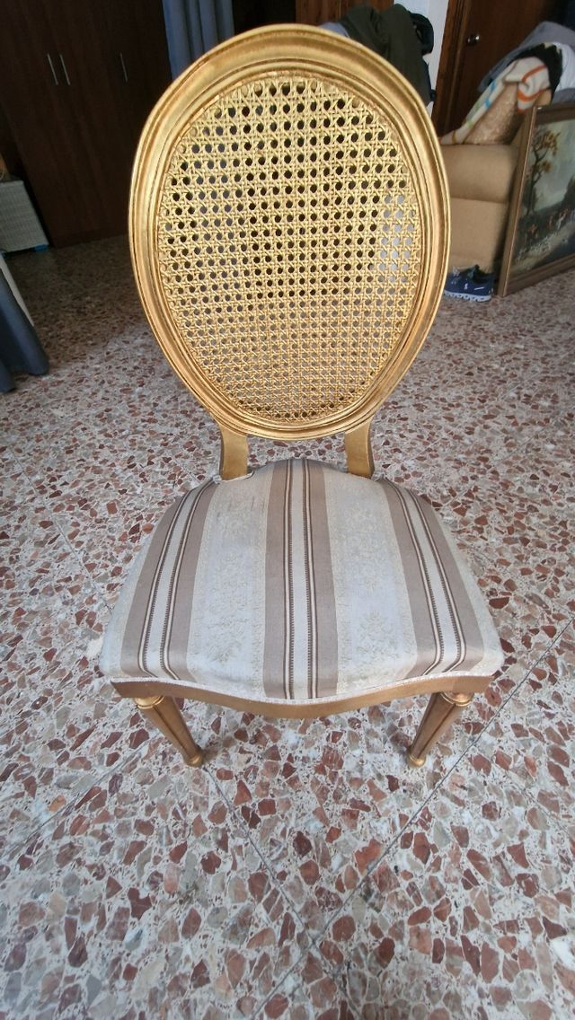 2 Sillas vintage mimbre y madera dorada