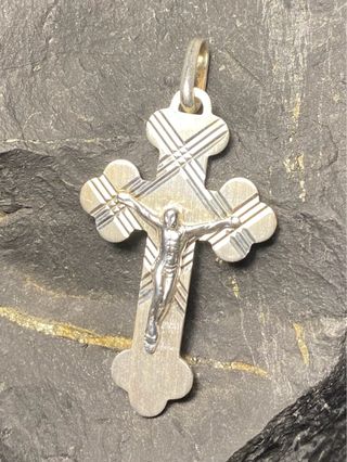 Crucifijo plata ley Cristo
