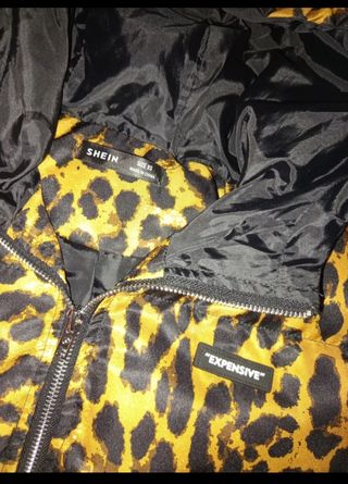 Chaquetón SHEIN leopardo talla XS