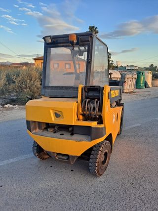 Carretilla telescópica JCB 2000kg 646 14 11 78