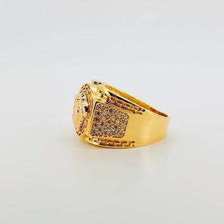 SELLO REDONDO MEDUSA GRECA Y CIRCONITAS 18K