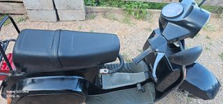 Vespa PK XL negra clásica