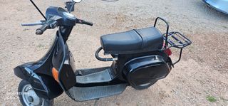 Vespa PK XL negra clásica