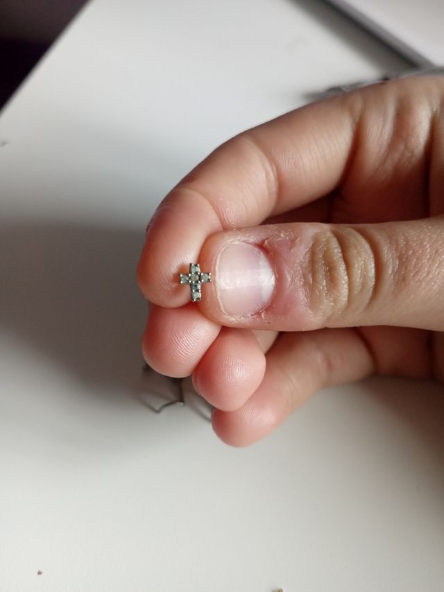 5 piercings de nariz con brillantes