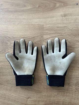 Guantes portero fútbol niño/a