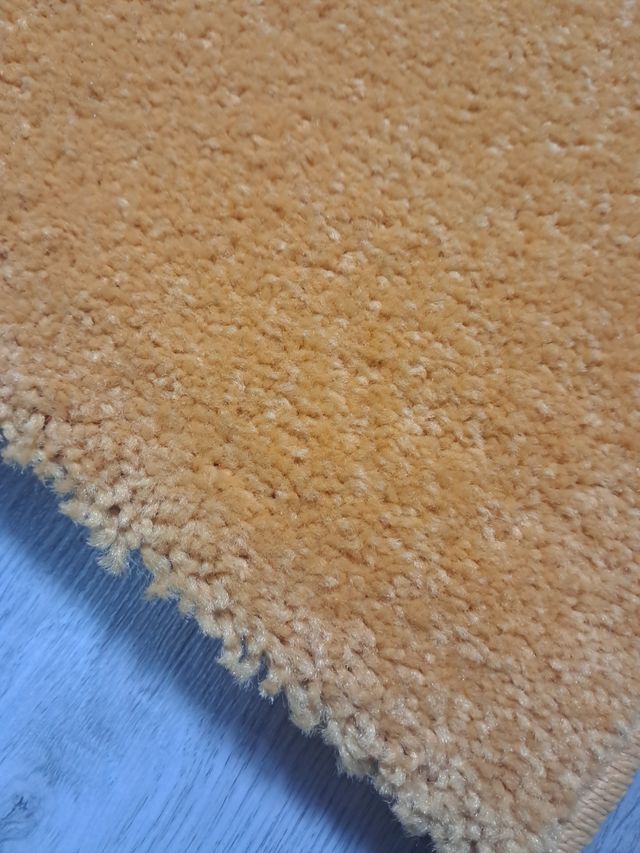 2 nuovi tappeti gialli 67x110