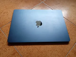 MacBook Air M2 (2022)–24GB/1TB SSD