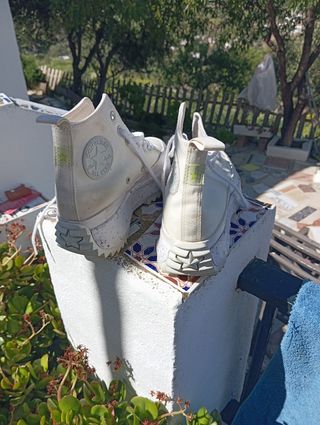 Converse
