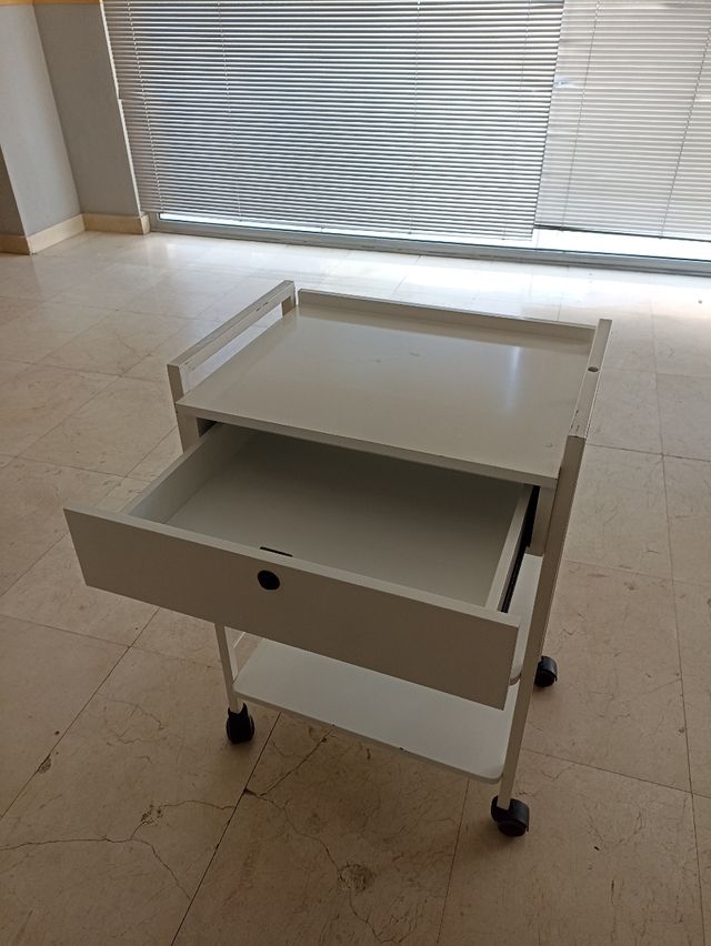 Carrito auxiliar blanco con cajón