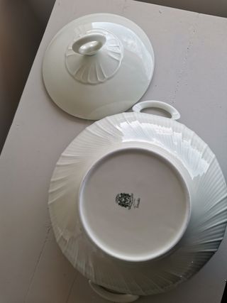 Sopera porcelana Versalles.