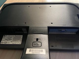 2 Monitores Samsung LG E1911