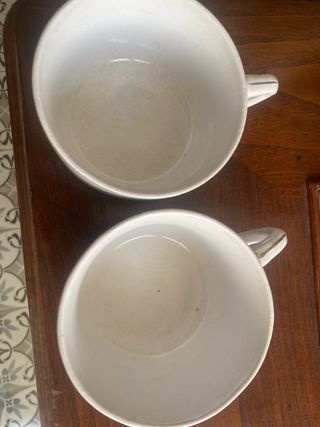 Tres tazas de desayuno de San Claudio, año 1958