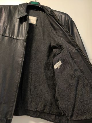 Cazadora de piel. Cortefiel 