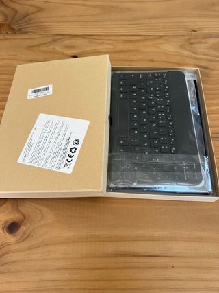Funda y Teclado inalámbrico iPad 6 Generación