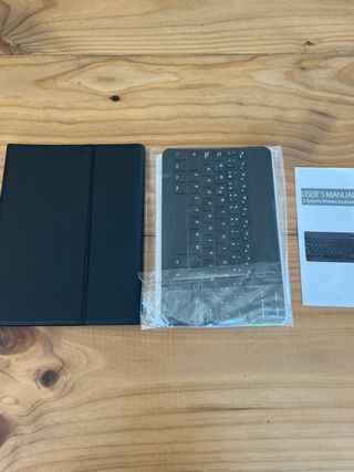 Funda y Teclado inalámbrico iPad 6 Generación