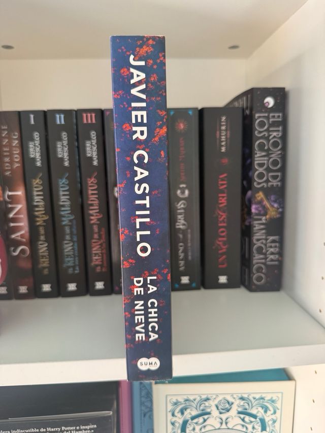 La chica de nieve / The Snow Girl (Spanish Edit...