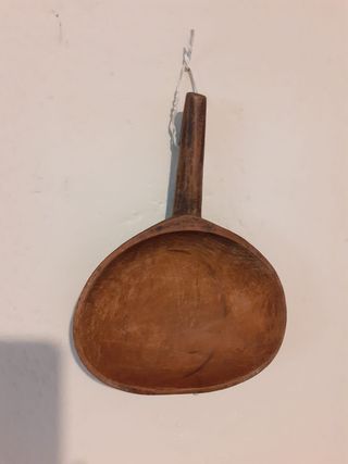 Antico palotto usato per la lavorazione del latte